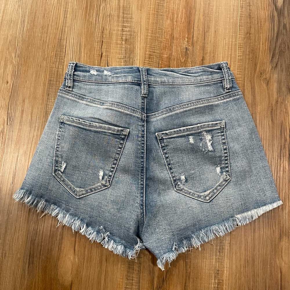 High Rise Cheeky Shorts - Picture 2 of 5